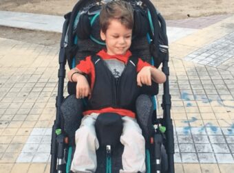 «Είμαι διαφορετικός όχι λιγότερος»: το συγκινητικό μήνυμα ενός παιδιού ΑμεΑ