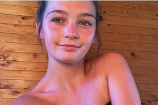Αυτή η 18χρονη έβγαλε μια selfie για το Instagram της – Ώρες αργότερα αυτό που συνέβη στην κρεβατοκάμαρά προκαλεί ανατpιχίλα