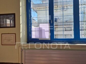 «Πόλεμος» στα σχολεία του Βόλου: Συμμορία 20 ατόμων έκανε επίθεση με καδρόνια, τραυματίστηκε καθηγήτρια