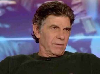Γιάννης Μπέζος: «Η ελληνική τηλεόραση είναι μια σαχλαμάρα από το πρωί μέχρι το βράδυ»