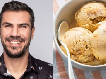 Χωρίς γάλα, ζάχαρη, αυγό: Ο Άκης έφτιαξε σε 10′ το πιο νόστιμο παγωτό με μόνο ΔΥΟ υλικά κι έγινε πάλι viral