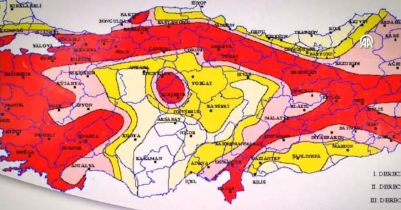 Τουρκία: Στο κόκκινο η γειτονική χώρα &#8211; Εκατοντάδες τα ρήγματα &#8211; Οι επιστήμονες παρακολουθούν στενά τα φαινόμενα