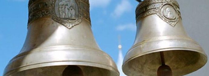 Άνδρας μπούκαρε σε εκκλησία βρίζοντας γιατί τον ξύπνησαν οι καμπάνες