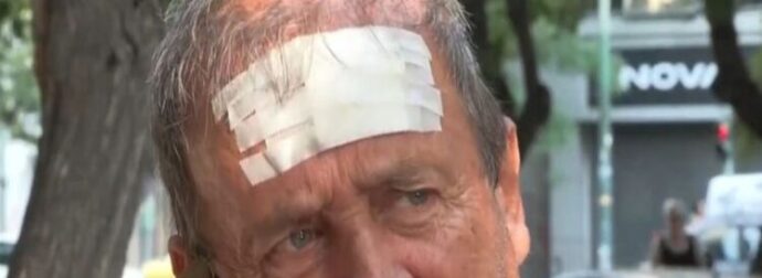 Νέα άγρια επίθεση σε εργαζόμενο καθαριότητας στο κέντρο της Αθήνας: «Μου κάρφωσε δύο μαχαιριές στο κεφάλι»