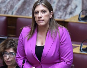 ΖΩΗ ΚΩΝΣΤΑΝΤΟΠΟΥΛΟΥ: ΣΦΟΔΡΗ ΕΠΙΘΕΣΗ ΠΡΟΣ ΤΟΝ ΚΥΒΕΡΝΗΤΙΚΟ ΕΚΠΡΟΣΩΠΟ ΣΧΕΤΙΚΑ ΜΕ ΤΗ ΔΙΑΦΑΝΕΙΑ