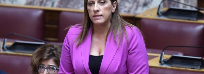ΖΩΗ ΚΩΝΣΤΑΝΤΟΠΟΥΛΟΥ: ΣΦΟΔΡΗ ΕΠΙΘΕΣΗ ΠΡΟΣ ΤΟΝ ΚΥΒΕΡΝΗΤΙΚΟ ΕΚΠΡΟΣΩΠΟ ΣΧΕΤΙΚΑ ΜΕ ΤΗ ΔΙΑΦΑΝΕΙΑ