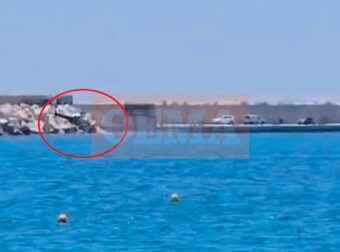 Βουλιαγμένη: Έτσι σώθηκαν οι επιβαίνοντες του ελικοπτέρου που συνετρίβη στη μαρίνα – Η κίνηση του “ήρωα” πιλότου
