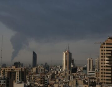 Ισραήλ: Ηχούν σειρήνες εν μέσω πυραυλικής επίθεσης του Ιράν – Εκρήξεις σε Τελ Αβίβ και Ιερουσαλήμ