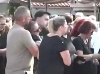 Άραχθος: Κατέρρευσε η μητέρα του 14χρονου στην κηδεία του στην Άρτα