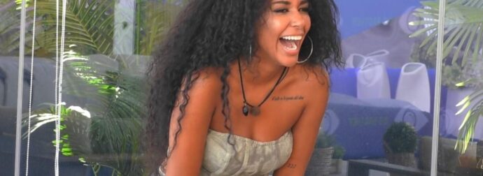 Χαμóς στο Big Brother: Ένα αστείο της Χριστίνας Παπαδέλλη διxάζει το σπίτι