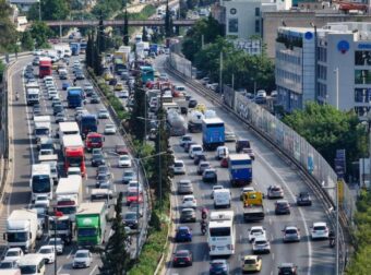 ΕΚΤΑΚΤΟ ΤΗΣ ΤΕΛΕΥΤΑΙΑΣ ΣΤΙΓΜΗΣ ΓΙΑ ΤΟ ΚΕΝΤΡΟ ΤΗΣ ΑΘΗΝΑ ΠΟΥ ΑΥΤΗ ΤΗΝ ΣΤΙΓΜΗ ΕΙΝΑΙ ΓΕΜΑΤΟ ΚΟΣΜΟ