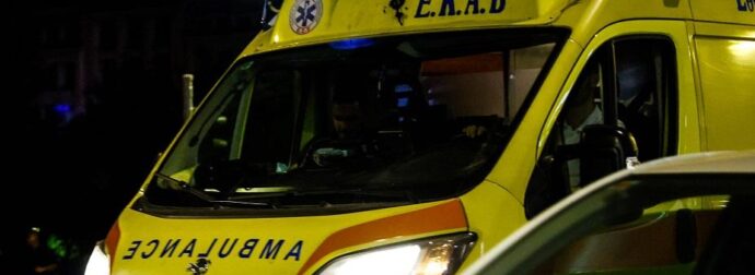 Σοβαρό τροχαίο στο Ηράκλειο Κρήτης – Συναγερμός στα ασθενοφόρα του ΕΚΑΒ (ΕΙΚΟΝΕΣ)