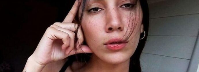 Με φουσκωμένη κοιλίτσα, πιο όμορφη από ποτέ: Η Παρασκευή Κερασιώτη ποζάρει με τον αγαπημένο της