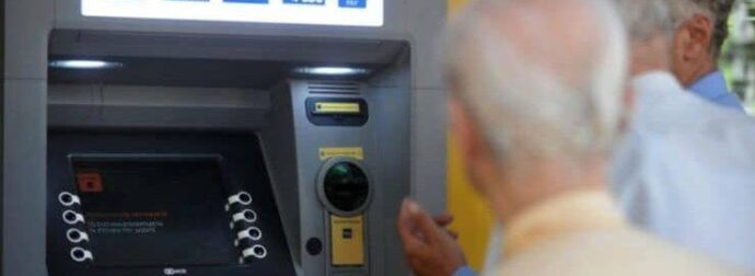 Τέλος τα μετρητά; Τι θα συμβεί από τον Οκτώβριο του 2025 – Έτσι θα πληρωνόμαστε και θα πληρώνουμε