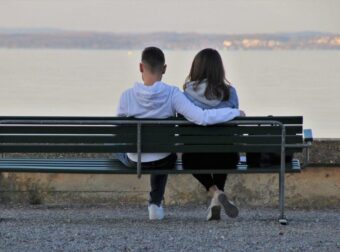 Τους είναι δύσκολο να αφήσουν το παρελθόν: Τα 3 ζώδια που επιστρέφουν πάντα σε πρώην συντρόφους