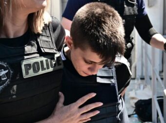 Φυλακές Κορυδαλλού: Η μητέρα του Άγγελου επιτέθηκε στην Ειρήνη Moupτζούκou
