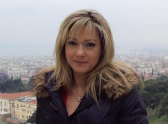 Πέθανε στα 52 της η δημοσιογράφος Ντίνα Παππά στον Βόλο – Πριν από λίγους μήνες είχε χάσει σε τροχαίο το παιδί της
