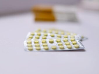 Ο ΕΟΦ ανακαλεί παρτίδα γνωστού αντιβιοτικού στην Ελλάδα