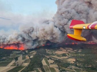 ΝΟΤΙΑ ΓΑΛΛΙΑ: ΜΙΑ ΓΥΝΑΙΚΑ ΝΕΚΡΗ ΚΑΙ ΑΛΛΟΙ 9 ΤΡΑΥΜΑΤΙΕΣ ΑΠΟ ΓΙΓΑΝΤΙΑ ΠΥΡΚΑΓΙΑ – ΚΑΙΓΟΝΤΑΙ ΣΠΙΤΙΑ, ΕΚΚΕΝΩΝΟΝΤΑΙ ΠΕΡΙΟΧΕΣ