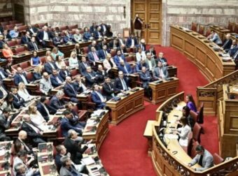 Διέppευσε η δημοσκόπηση: Πόσες μονάδες έχει xάσει η ΝΔ από ΟΠΕΚΕΠΕ
