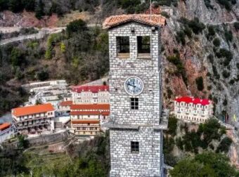 Το μέρος της Ελλάδας που ανάβουν σόμπες κατακαλόκαιρο – Το βράδυ μπουφανάκι