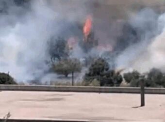 ΦΩΤΙΑ ΣΤΟΝ ΠΥΡΓΟ – ΣΥΝΑΓΕΡΜΟΣ ΓΙΑ ΦΛΟΓΕΣ ΚΟΝΤΑ ΣΤΑ ΣΠΙΤΙΑ