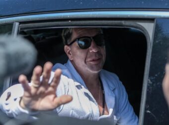 «Ο Γιώργος προσπαθεί να…» – Το πρώτο 24ωρο του Μαζωνάκη μετά το εξιτήριο