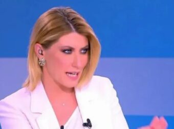 Σία Κοσιώνη: Για 20η χρονιά σε εκπομπή η γνωστή δημοσιογράφος