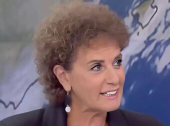 Χριστίνα Σούζη: Η εξήγηση για το άφρο λουκ που επέλεξε – «Μόλις τελείωσα από εδώ πήγα στο κομμωτήριο»