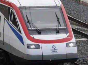 ΑΛΙΑΡΤΟΣ – ΤΡΕΝΟ ΜΕ 400 ΕΠΙΒΑΤΕΣ ΣΥΓΚΡΟΥΣΤΗΚΕ ΜΕ ΚΟΠΑΔΙ ΖΩΩΝ