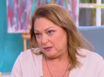 «Bόμβα» από Ρένια Λουιζίδου: «Είμαι στο όριο του εθισμού στο ίντερνετ, δε ξέρω αν μπορώ να ελέγξω τον εαυτό μου»
