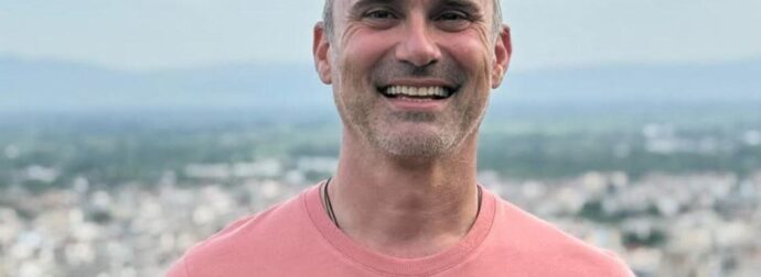 «Με αυτόν έχω σχέση…»: Ο Γιώργος Καπουτσίδης το παραδέχεται για 1η φορά – Αυτός είναι ο σύντροφός του