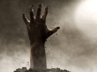 Πανικός σε κηδεία στη Τσεχία: Η νεκρή άνοιξε τα μάτια της και οι συγγενείς έτρεχαν πανικόβλητοι