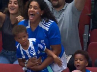 Η Μαράια… τρελάθηκε με το καλάθι και φάουλ του Γιάννη Αντετοκούνμπο – Βίντεο