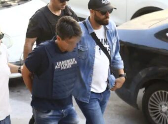 Θεσσαλονίκη: «Είχανε καλές σχέσεις, δεν ξέρω τι να πω» – Τι λέει ο πατέρας του 50χρονου που σκότωσε την αδελφή του