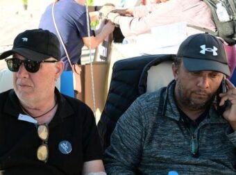 Τέμπη: Στο νοσοκομείο ο απεργός πείνας Πάνος Ρούτσι – Λιποθύμησε στο Σύνταγμα