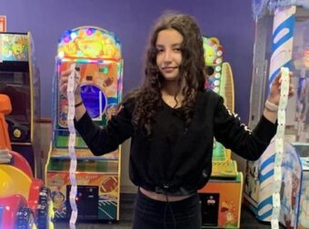 Σοκ στο Μεξικό: Πέθανε 14χρονη μετά από πλαστική επέμβαση σε στήθη και γλουτούς – Τη χειρούργησε ο φίλος της μητέρας της