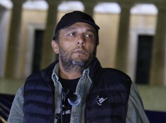 ΣΥΜΒΑΙΝΕΙ ΤΩΡΑ Ο Πάνος Ρούτσι μεταφέρθηκε εσπευσμένα στο νοσoκoμεio..