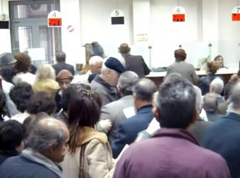 ΤΡΕΧΟΥΝ ΑΡΟΝ ΑΡΟΝ ΝΑ ΣΩΘΟΥΝ ΟΙ ΕΛΛΗΝΕΣ – “ΑΛΑΛΟΥΜ” ΜΕ ΤΙΣ ΣΥΝΤΑΞΕΙΣ ΣΤΗΝ ΕΛΛΑΔΑ