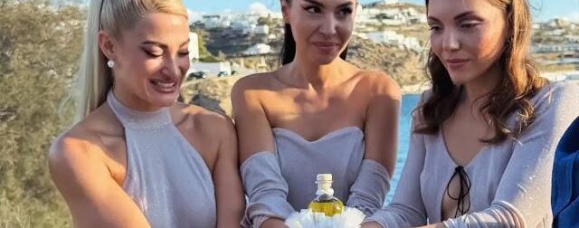 Η Τούνη έγινε νονά για πρώτη φορά: Ποιανού παιδί βάφτισε – Φωτογραφίες & Βίντεο