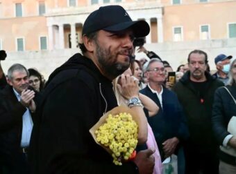 Πάνος Ρούτσι: Λιποθύμησε στο Σύνταγμα