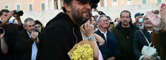 Πάνος Ρούτσι: Λιποθύμησε στο Σύνταγμα