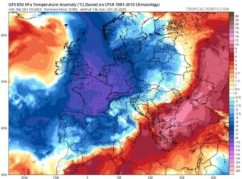 Κατεβάστε ξανά κοντομάνικα και μαγιό, έρχεται «θερμή εισβολή» μέσα στον Οκτώβριο