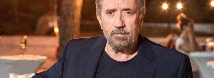 Σπύρος Παπαδόπουλος: Βρέθηκε στο κέντρο του της Αθήνας για βόλτα