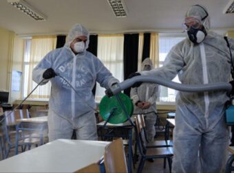 Συναγερμός στη Θεσσαλονίκη μετά από αυτό που εμφάνισαν στο σώμα τους μαθητές Γυμνασίου – 4 κρούσματα – Απολύμαναν όλους τους χώρους