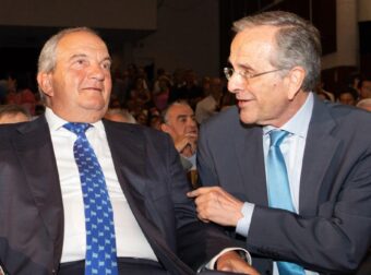 Αντώνης Σαμαράς και Κώστας Καραμανλής αρνήθηκαν την πρόσκληση σε εκδήλωση