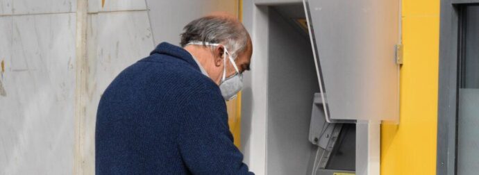 «ΚΛΕΙΔΩΣΕ» Η ΟΡΙΣΤΙΚΗ ΗΜΕΡΟΜΗΝΙΑ: ΤΟΤΕ ΜΠΑΙΝΕΙ Η ΕΠΙΣΤΡΟΦΗ ΕΝΟΙΚΙΟΥ ΣΤΟΥΣ ΛΟΓΑΡΙΑΣΜΟΥΣ