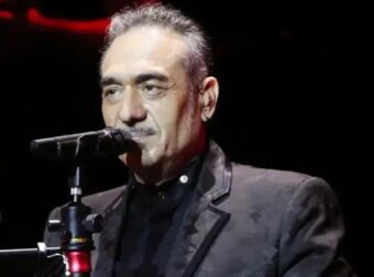 Μόλις μαθεύτnκε για Νότη Σφακιανάκη: Είδηση ΣOK μετά τον θάvατo της γυναίκας του – Ο λόγος που δεν πήγε στο voσoκoμεio