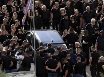 Bopίζια: Κόντεψε να… γκρεμίσει τη φυλακή ο αδελφός του 39χρονου επειδή δεν του επέτρεψαν να πάει στην κηδεία