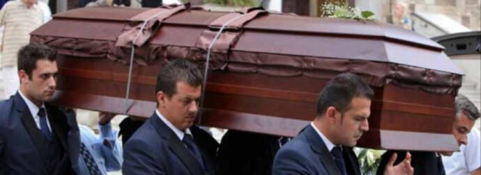 Πότε πεθαίνουν περισσότερο οι Έλληνες – Το μυστήριο με τη «μοιραία εβδομάδα» και πεθαίνουν τόσοι πολλοί;